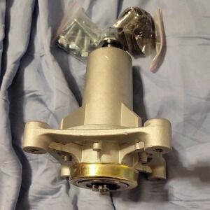 SPINDLE ASSEMBLY Deck Mandrel Fits For Craftsman Poulan Husqvarna Lawn Mower NEW